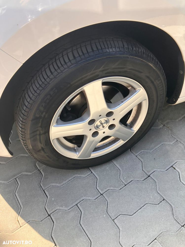 Volkswagen up! - 15