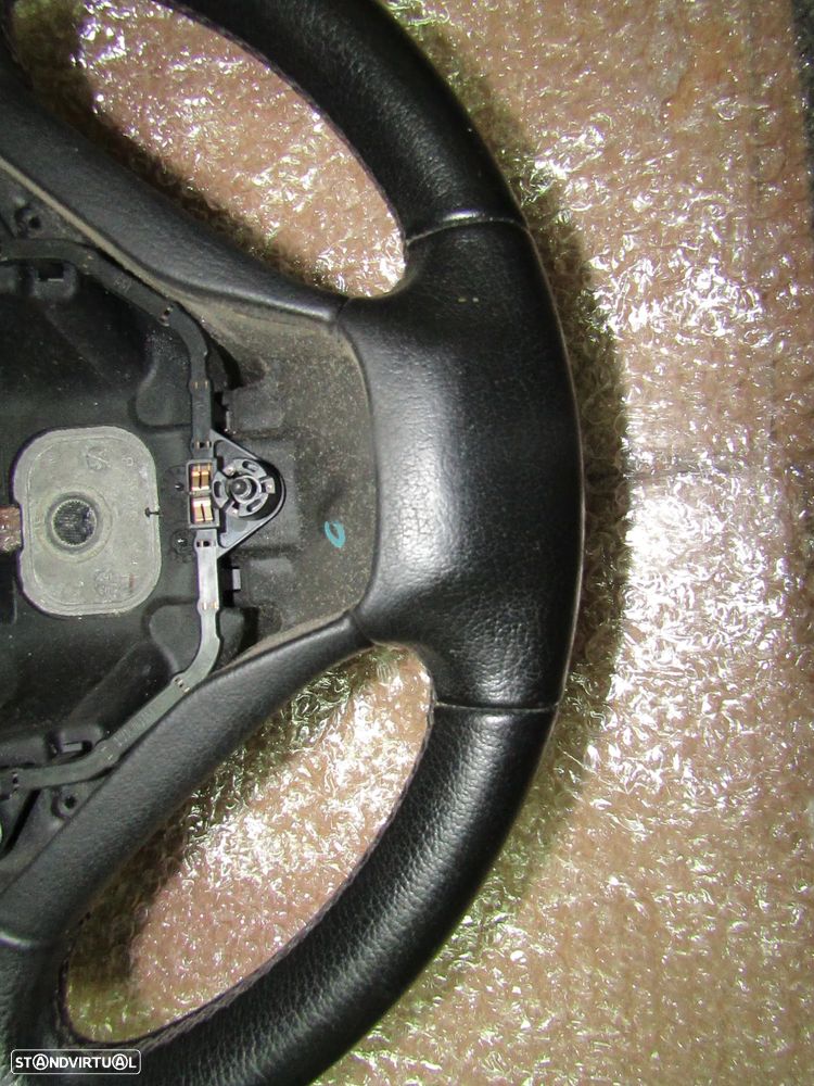 Volante em pele Fiat Stillo ano 2003 em muito bom estado (ver fotos) - 4