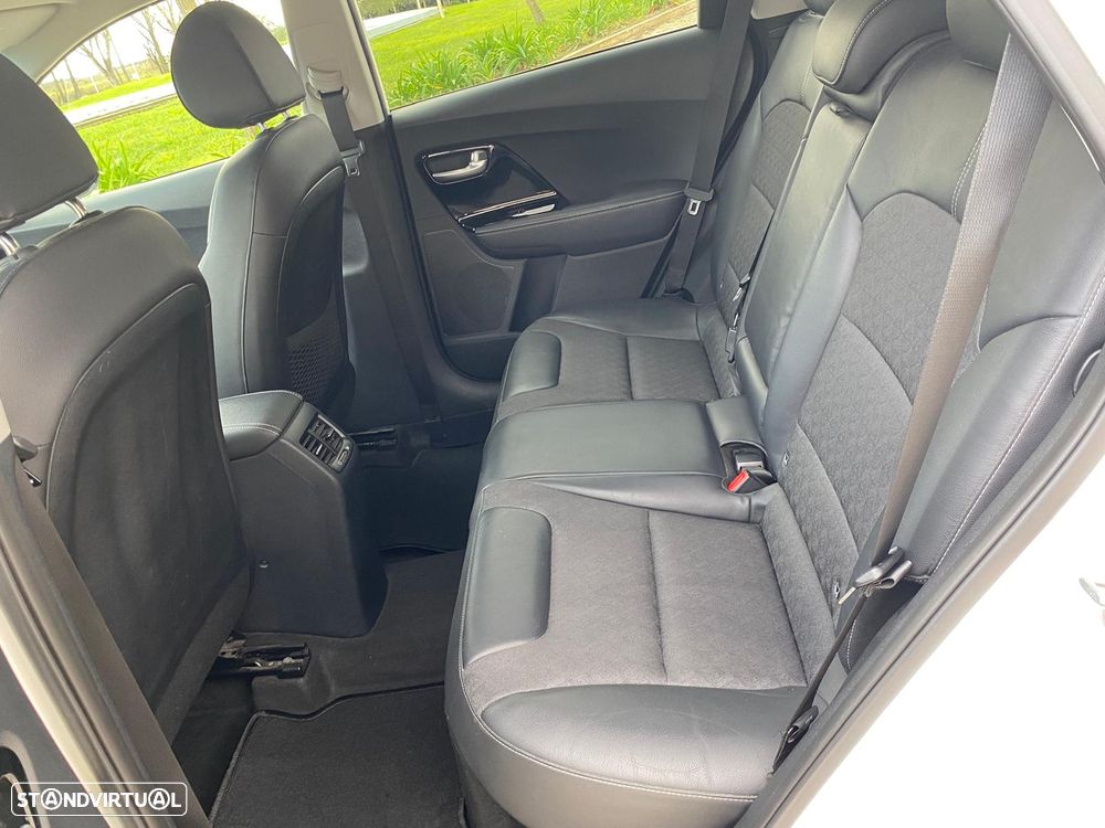 Kia Niro 1.6 GDi HEV Tech - 9