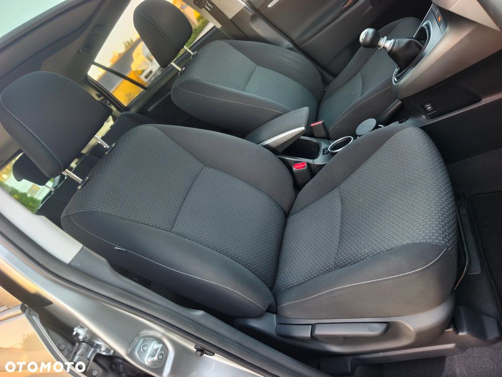 Toyota Verso 1.8 7-Sitzer Skyview Edition - 23