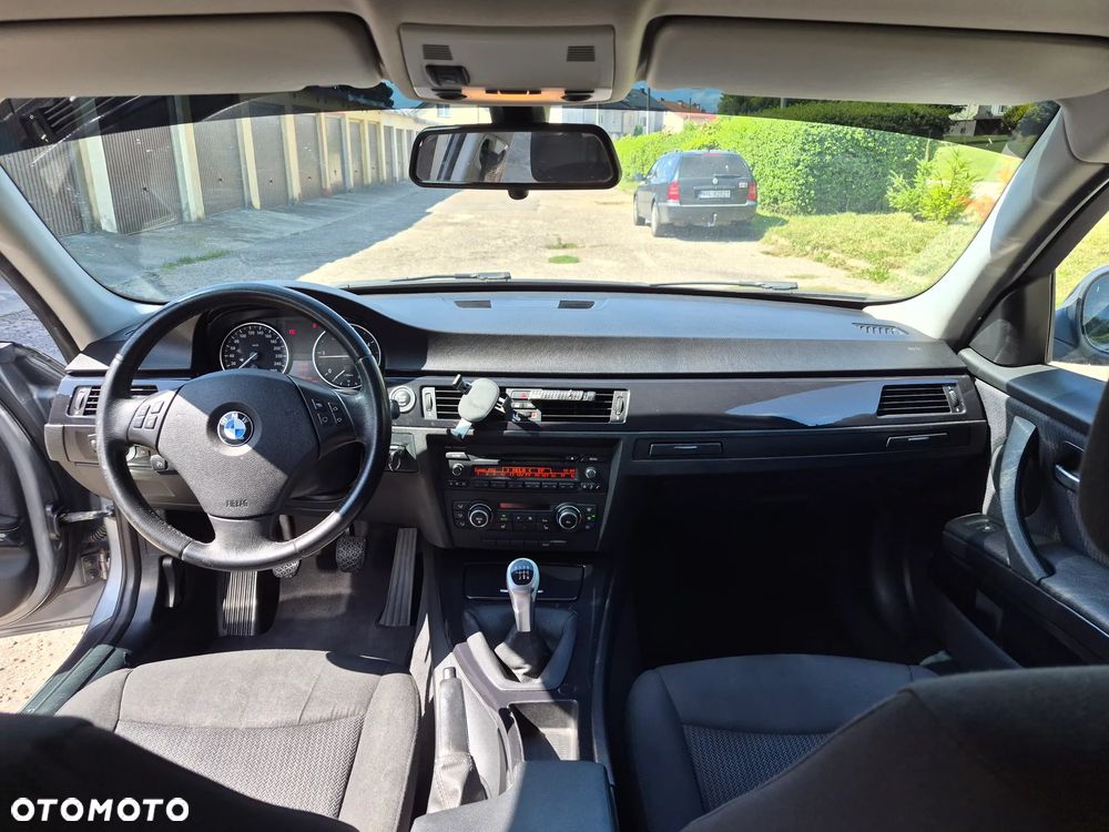BMW Seria 3 - 14