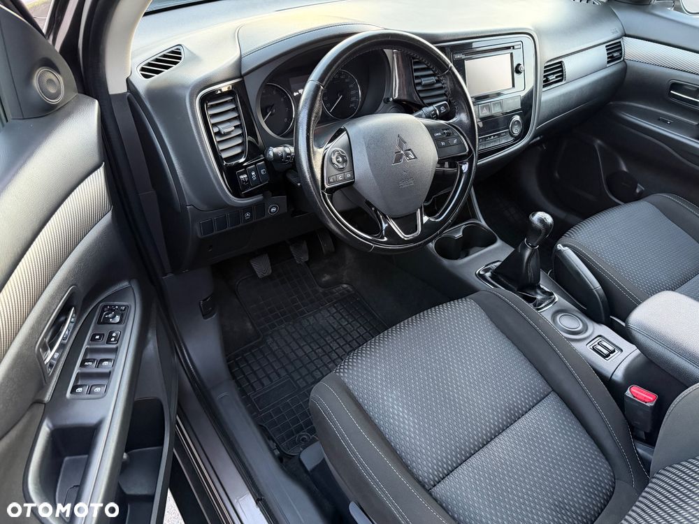 Mitsubishi Outlander 2.0 2WD Active - 11