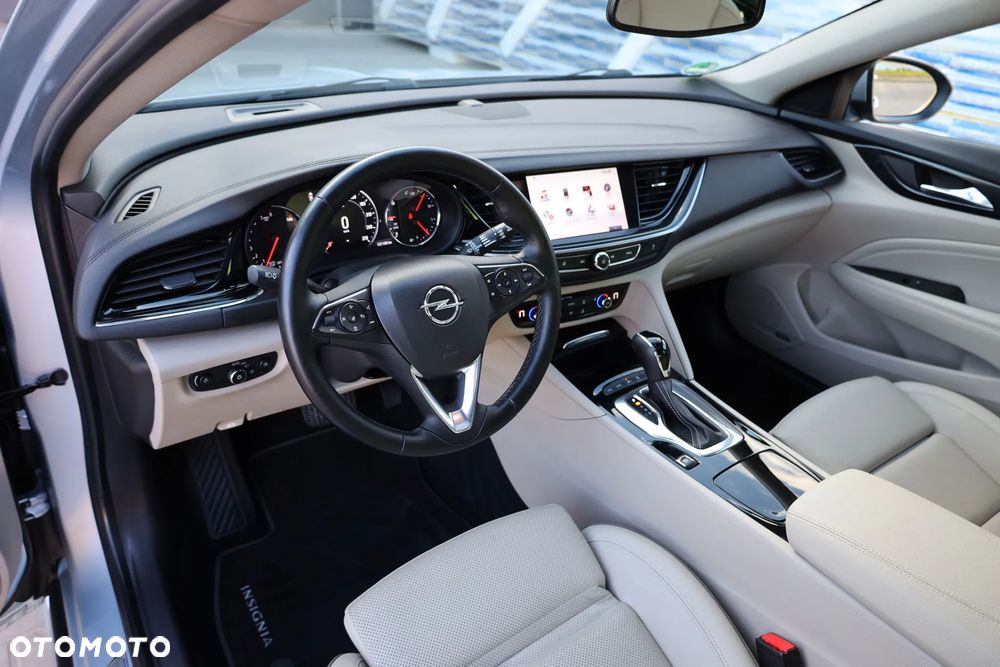 Opel Insignia 2.0 Direct Inj Trb 4x4 Business Innovation - 25