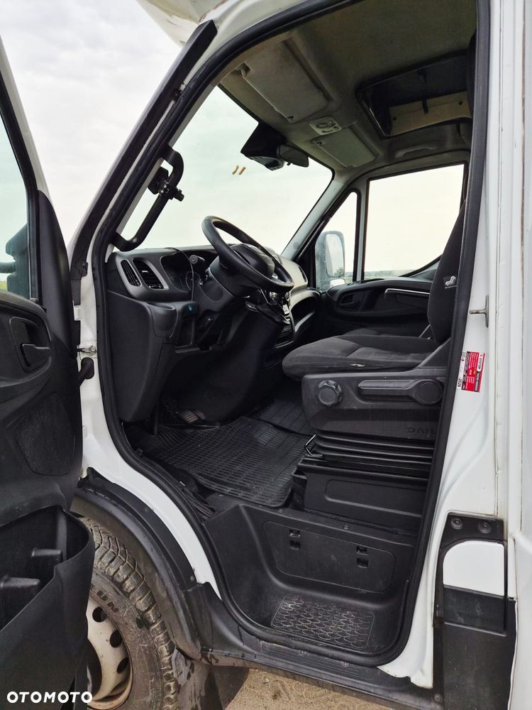 Iveco 70C18 - 6