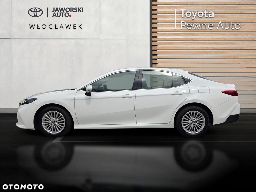 Toyota Camry - 2