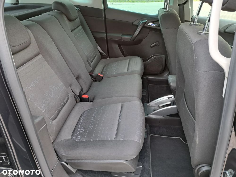 Opel Meriva - 22