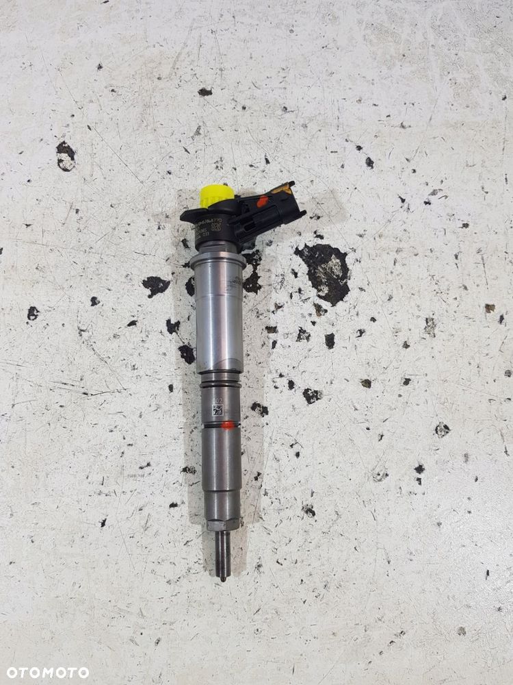 WTRYSKIWACZ 0445116033 BOSCH INFINITI NISSAN NAVARA NP300 3.0 dCi V6 - 1