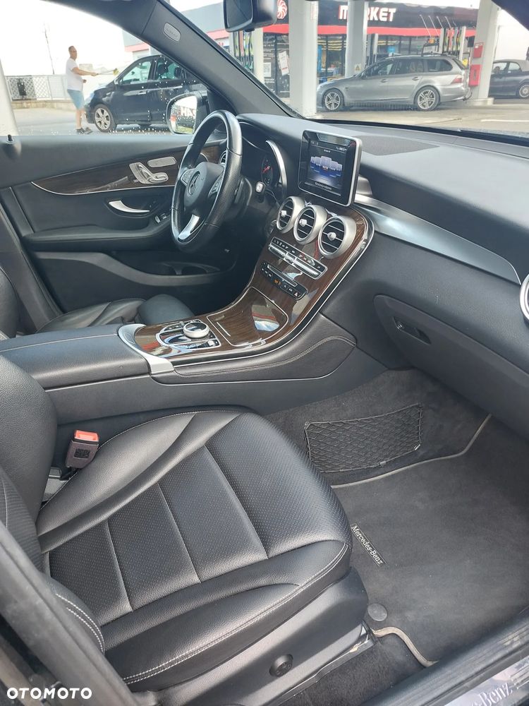 Mercedes-Benz GLC 300 4-Matic - 5