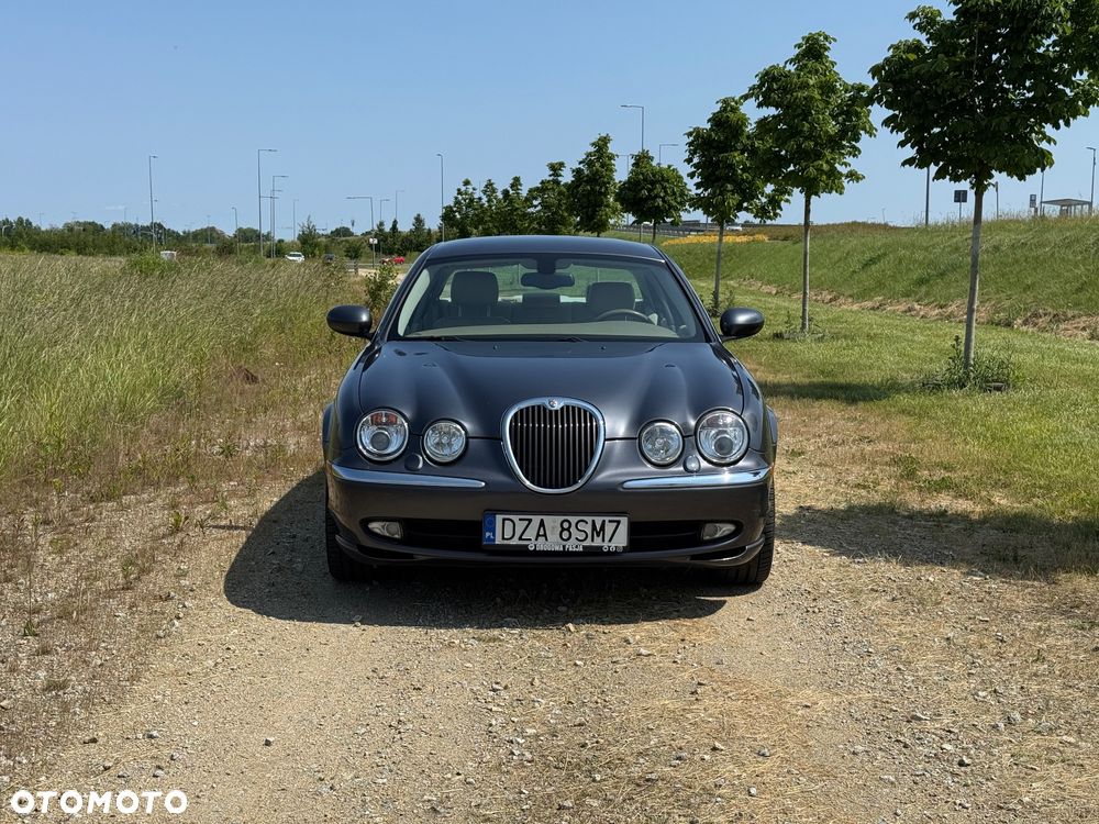 Jaguar S-Type 4.2 V8 Executive - 2