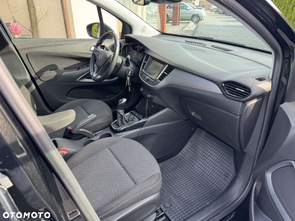 Opel Crossland X - 11