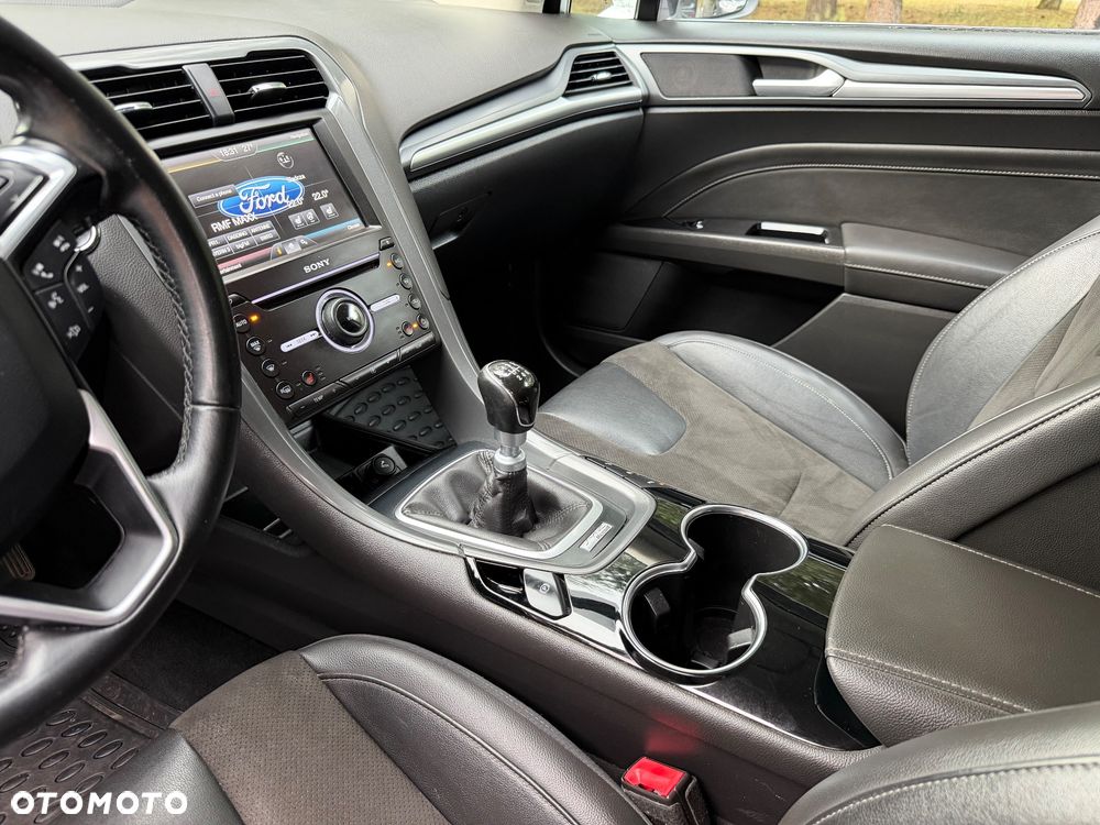 Ford Mondeo 2.0 TDCi STart-Stopp Titanium - 17