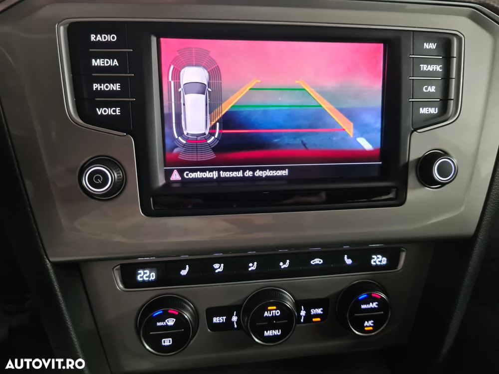 Volkswagen Passat Alltrack - 21