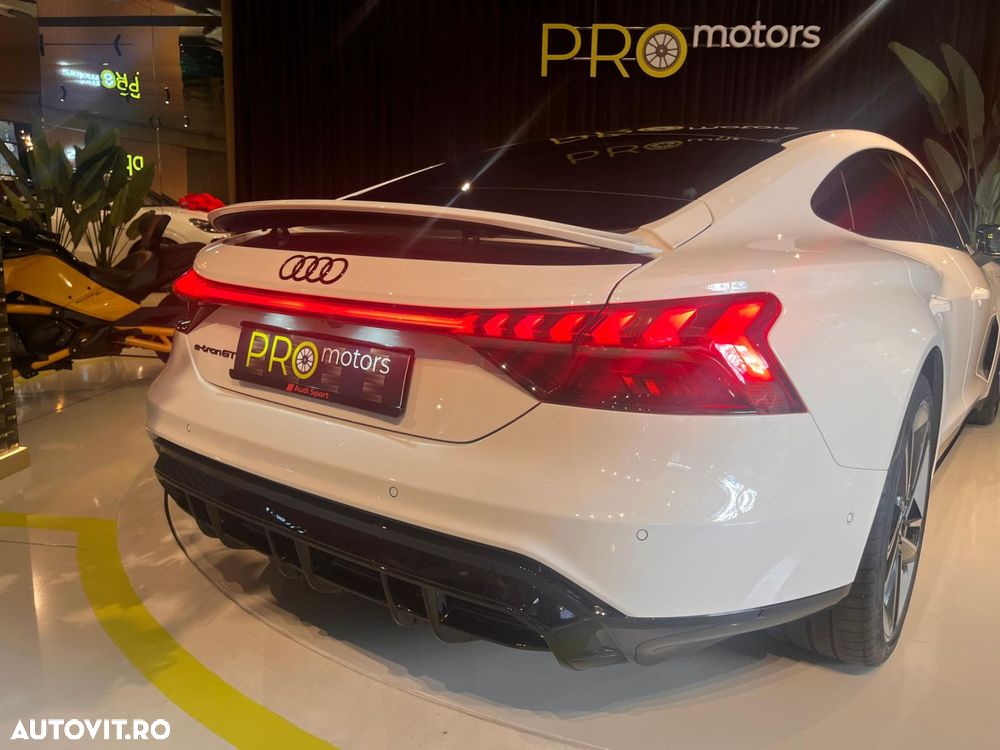 Audi e-tron GT - 13