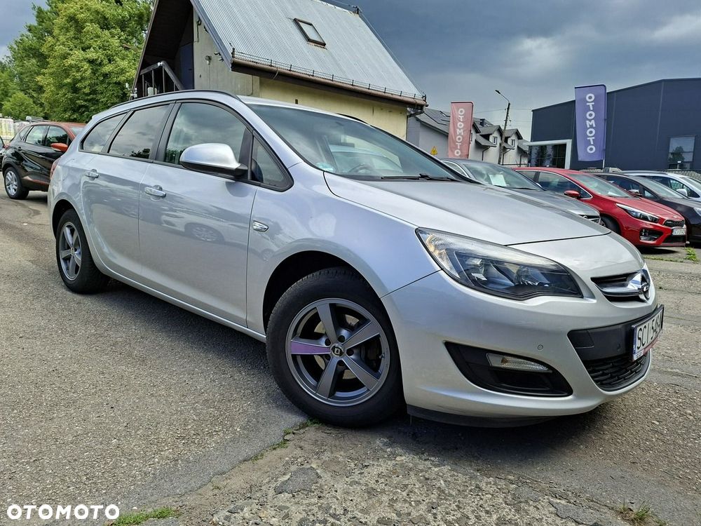 Opel Astra 1.4 Turbo - 4