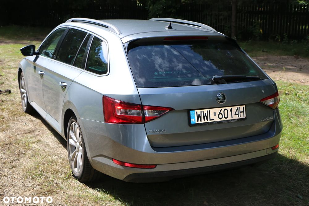 Skoda Superb 2.0 TDI Style - 4
