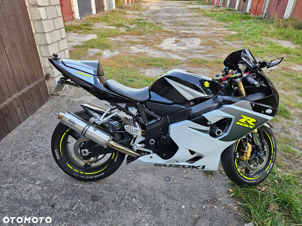 Suzuki GSX-R - 4