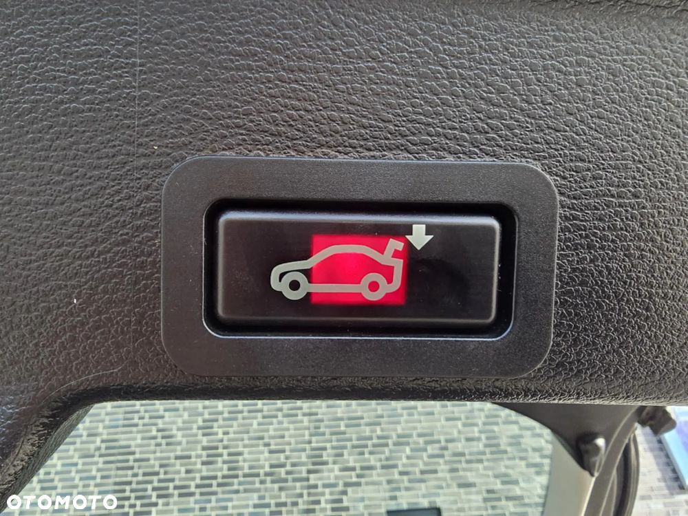 BMW X6 35i xDrive - 16