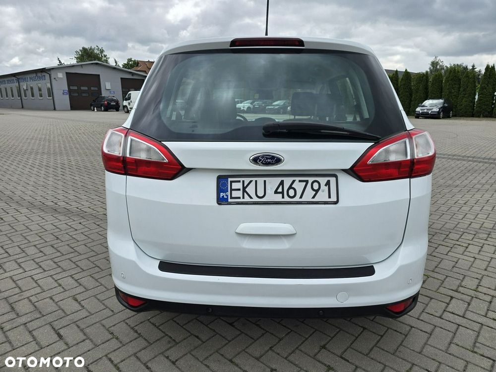 Ford Grand C-MAX - 10