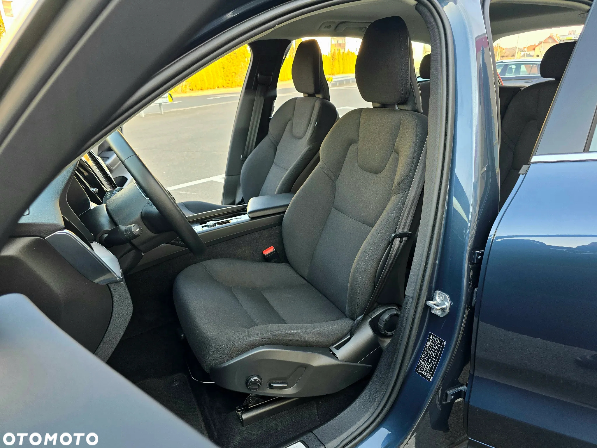Volvo XC 60 T5 GPF AWD Momentum - 19