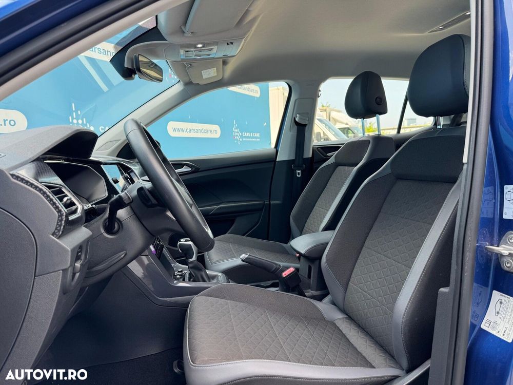 Volkswagen T-Cross - 8