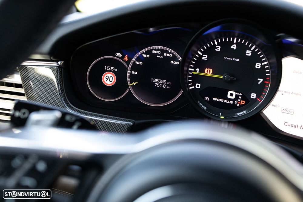 Porsche Panamera Sport Turismo 4 E-Hybrid - 13