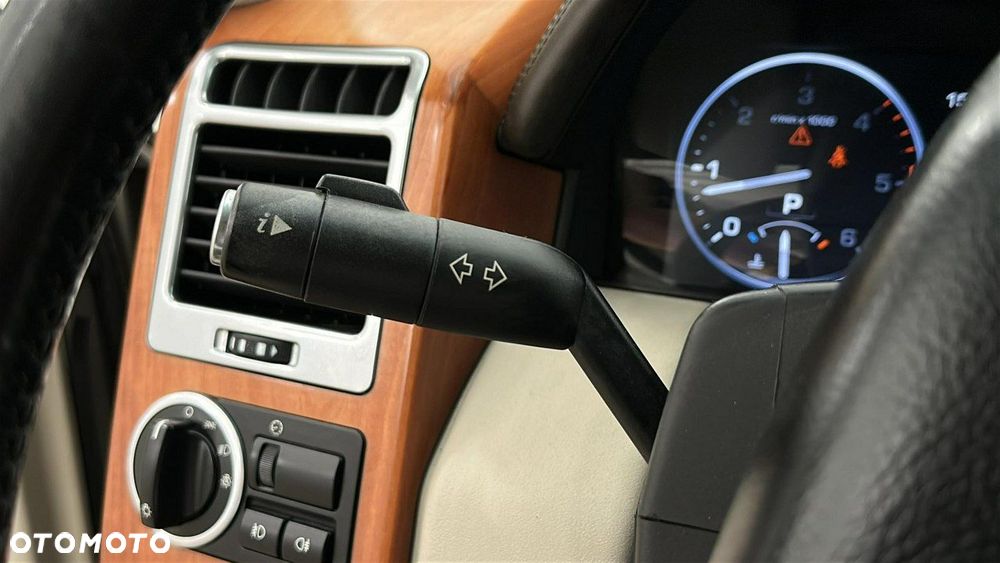 Land Rover Range Rover - 25