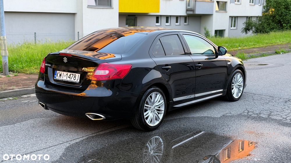 Suzuki Kizashi 2.4 4x4 CVT Sport - 5