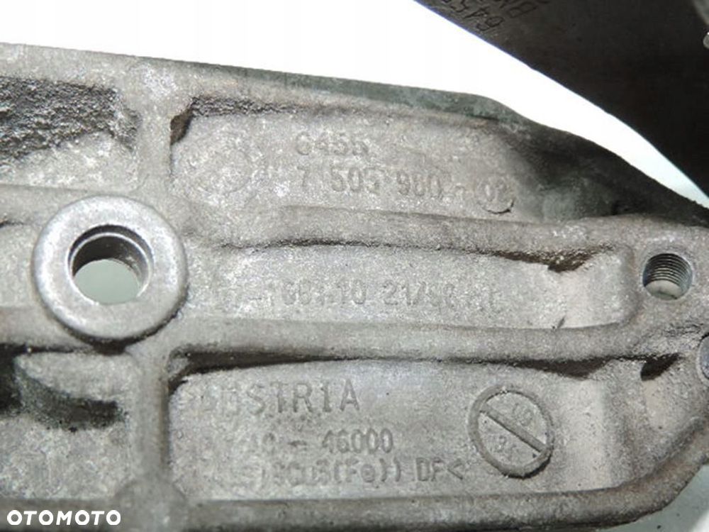 ŁAPA MOCOWANIE SPRĘŻARKI BMW E81 E87 2.0 N43 - 4