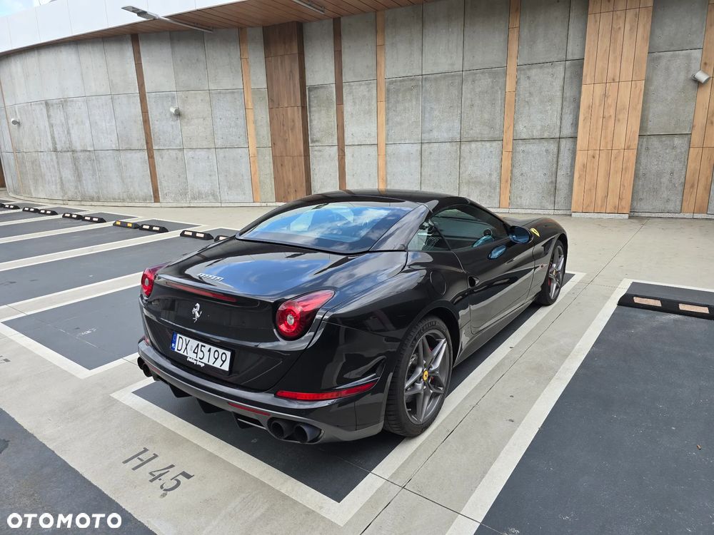 Ferrari California T - 31