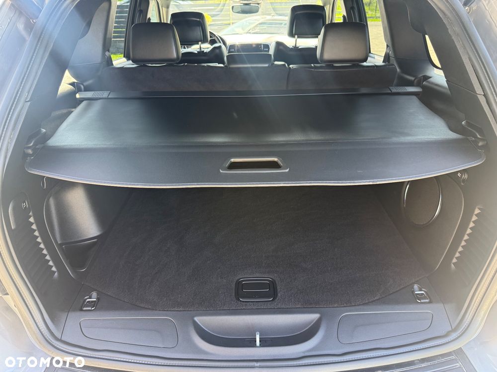 Jeep Grand Cherokee - 14