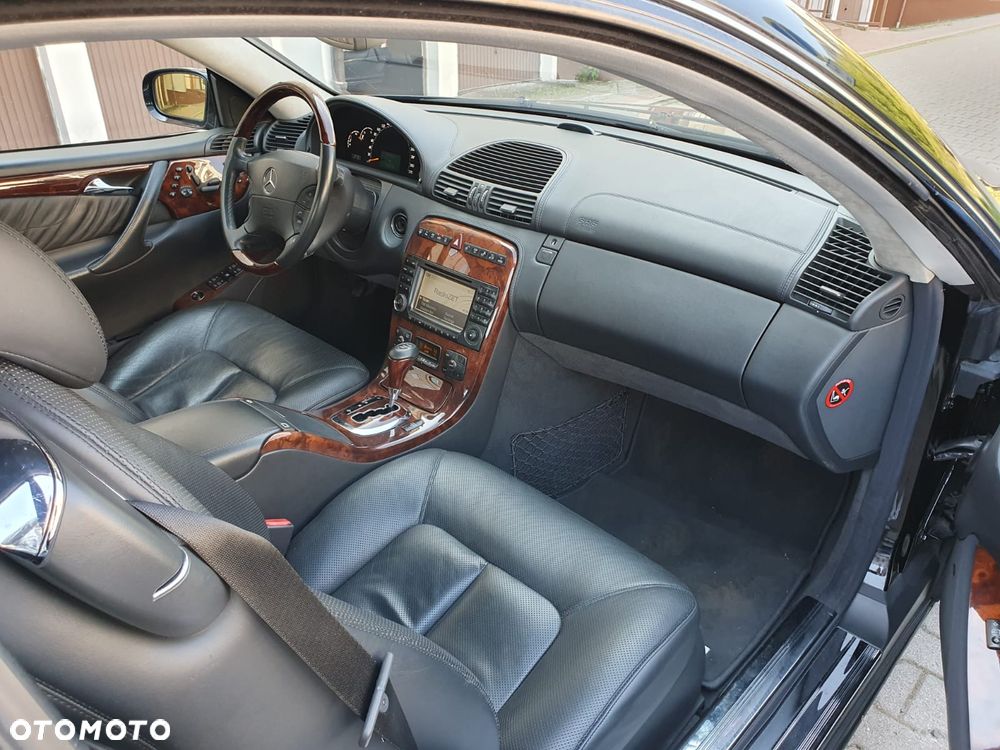 Mercedes-Benz CL - 14