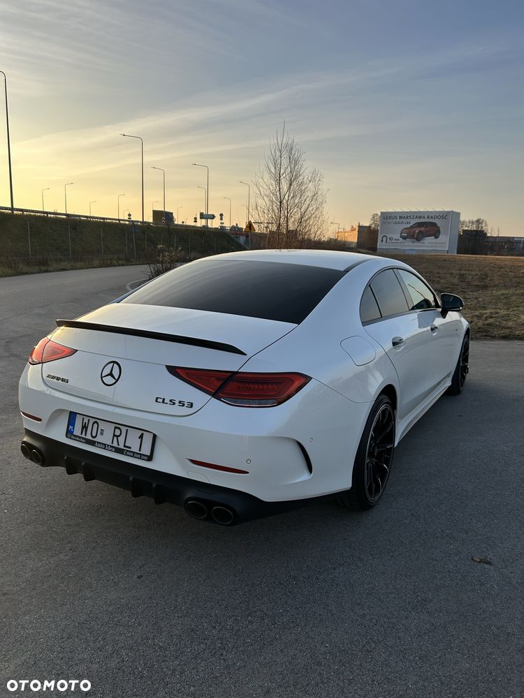 Mercedes-Benz CLS - 4