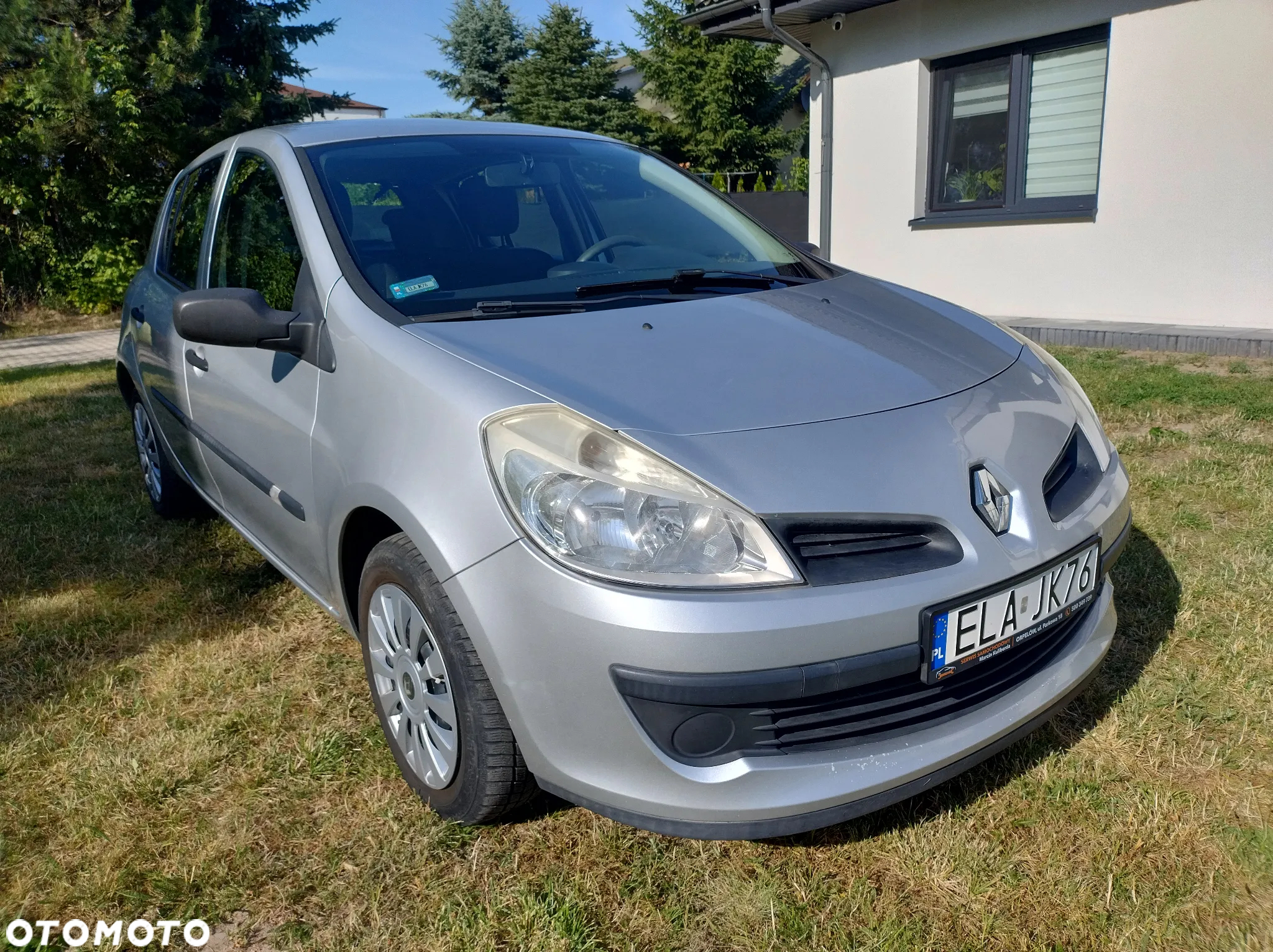 Renault Clio 1.2 16V Authentique - 2