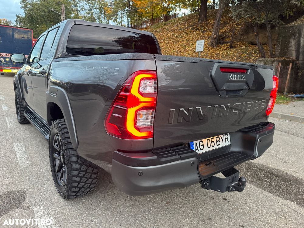 Toyota Hilux - 4