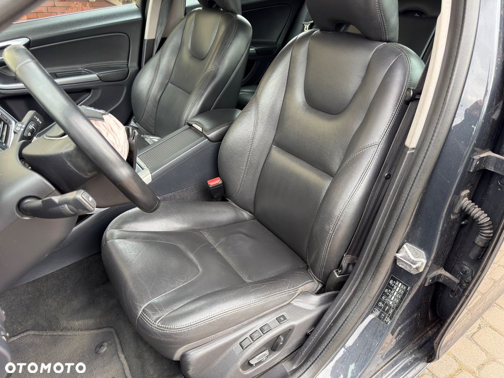 Volvo V60 D4 Drive-E Summum - 10