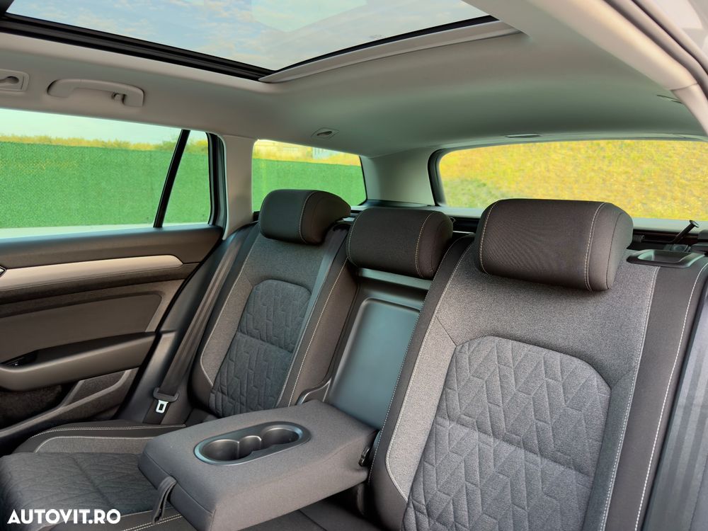 Volkswagen Passat 2.0 TDI SCR Business - 24