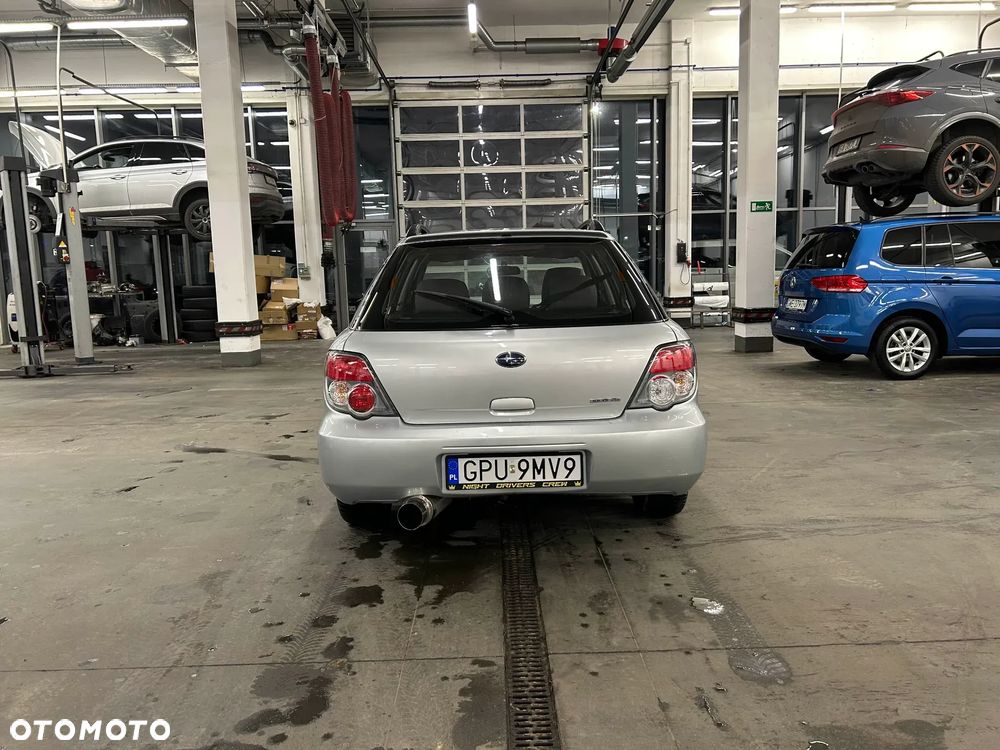 Subaru Impreza SW 2.0 RA - 4