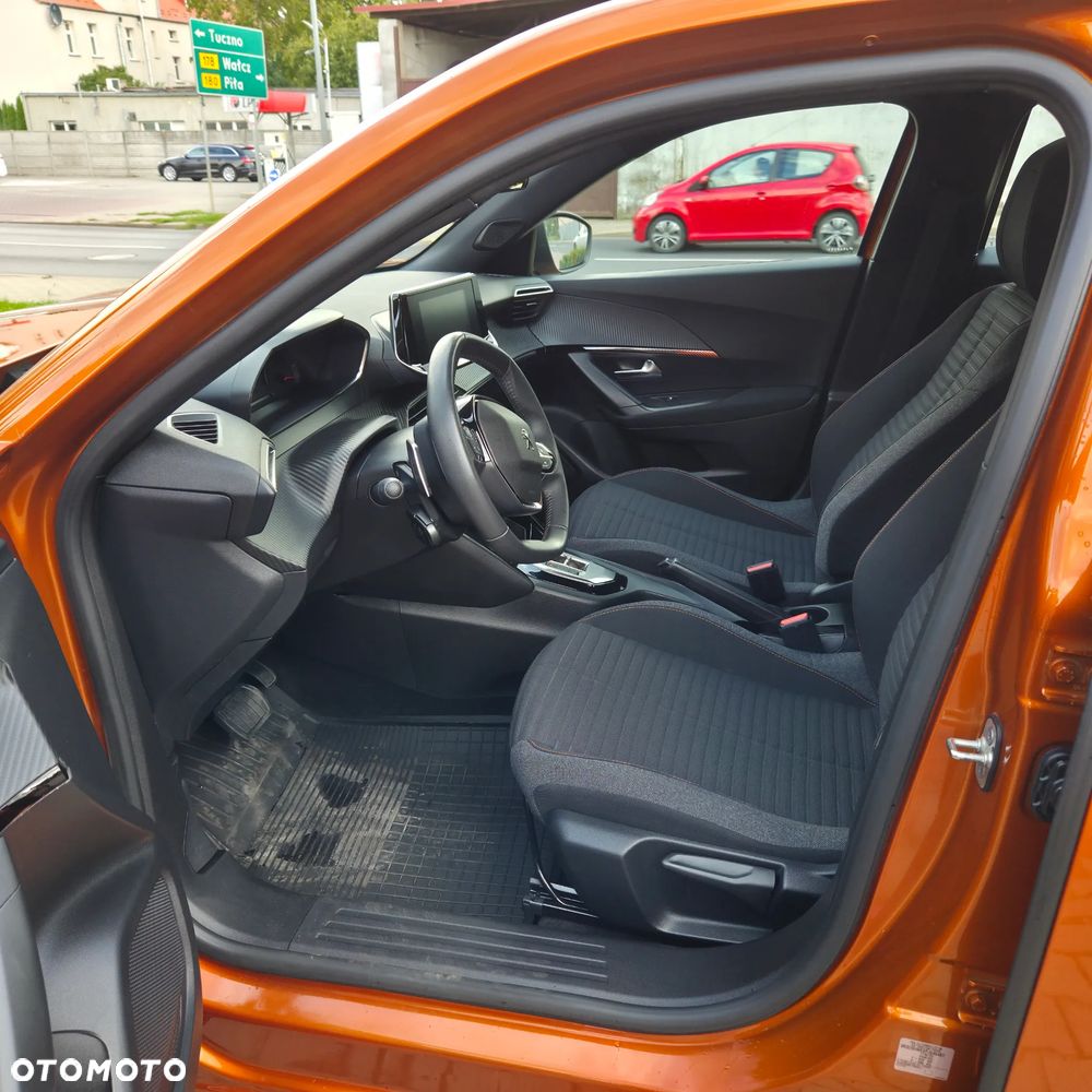 Peugeot 2008 - 11