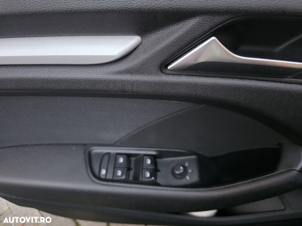 Audi A3 2.0 TDI Stronic Ambition - 9