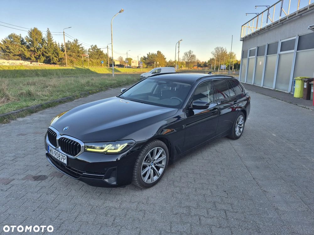 BMW Seria 5 520d xDrive - 2