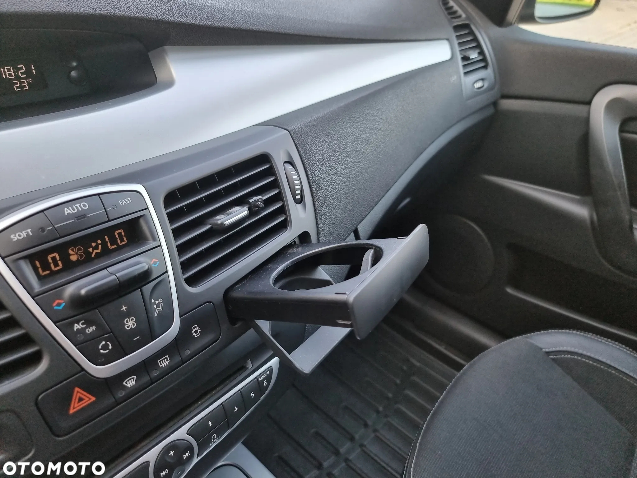 Renault Laguna - 36