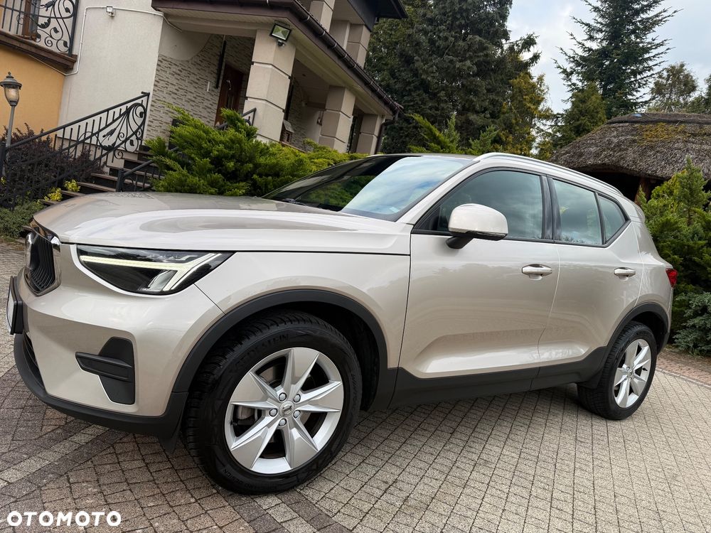 Volvo XC 40 B3 B DKG Plus Bright - 8