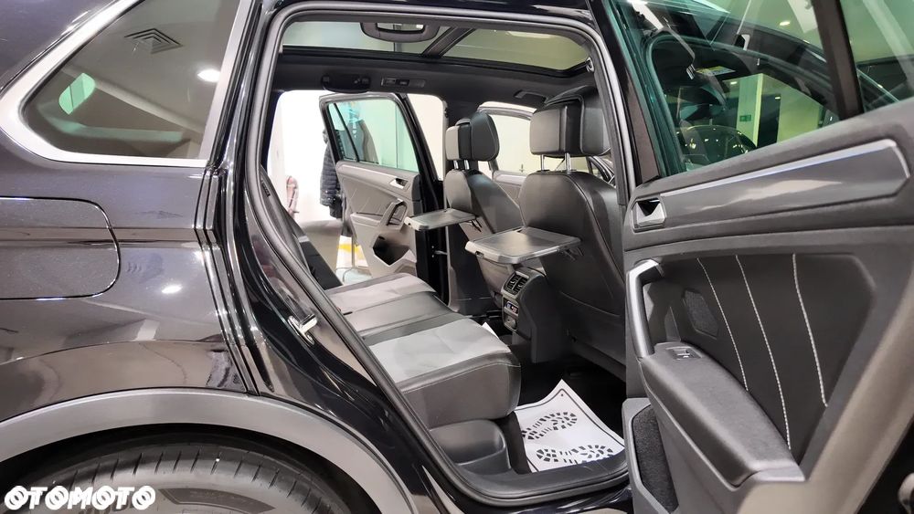 Volkswagen Tiguan 2.0 TDI SCR DSG R-Line - 32