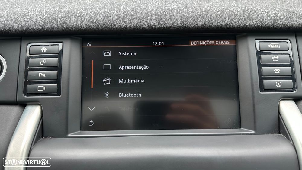 Land Rover Discovery Sport 2.0 TD4 SE - 45