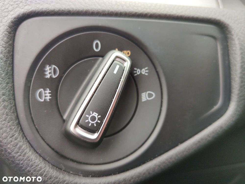 Volkswagen Golf Variant - 21