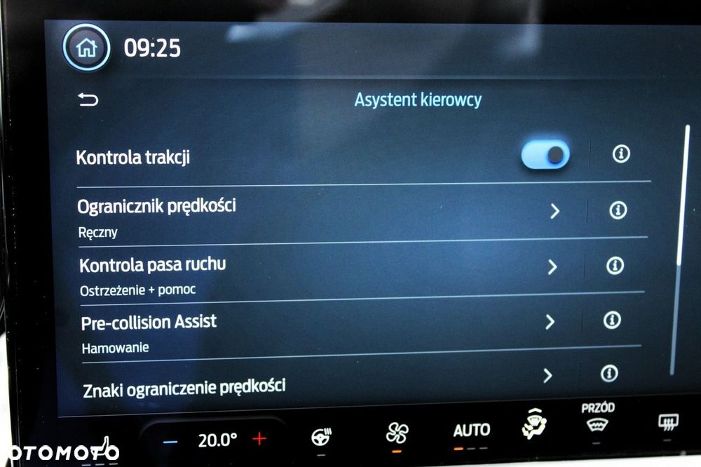 Ford Focus 1.0 EcoBoost mHEV Titanium - 25