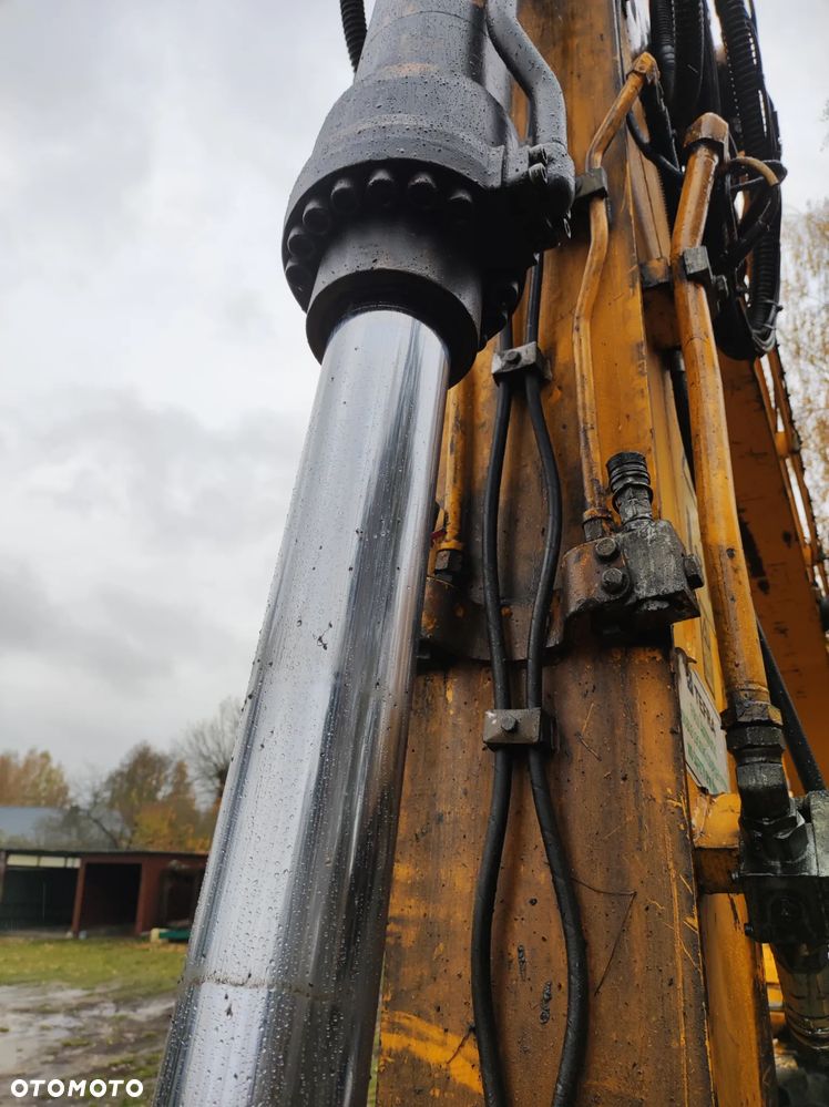 JCB JS 260 - 12