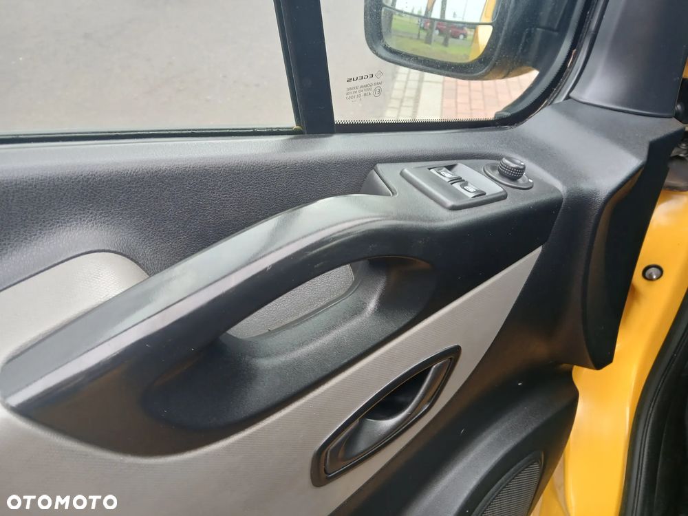 Renault TRAFIC - 15