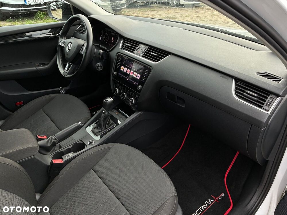 Skoda Octavia 1.5 TSI GPF ACT Style DSG - 27