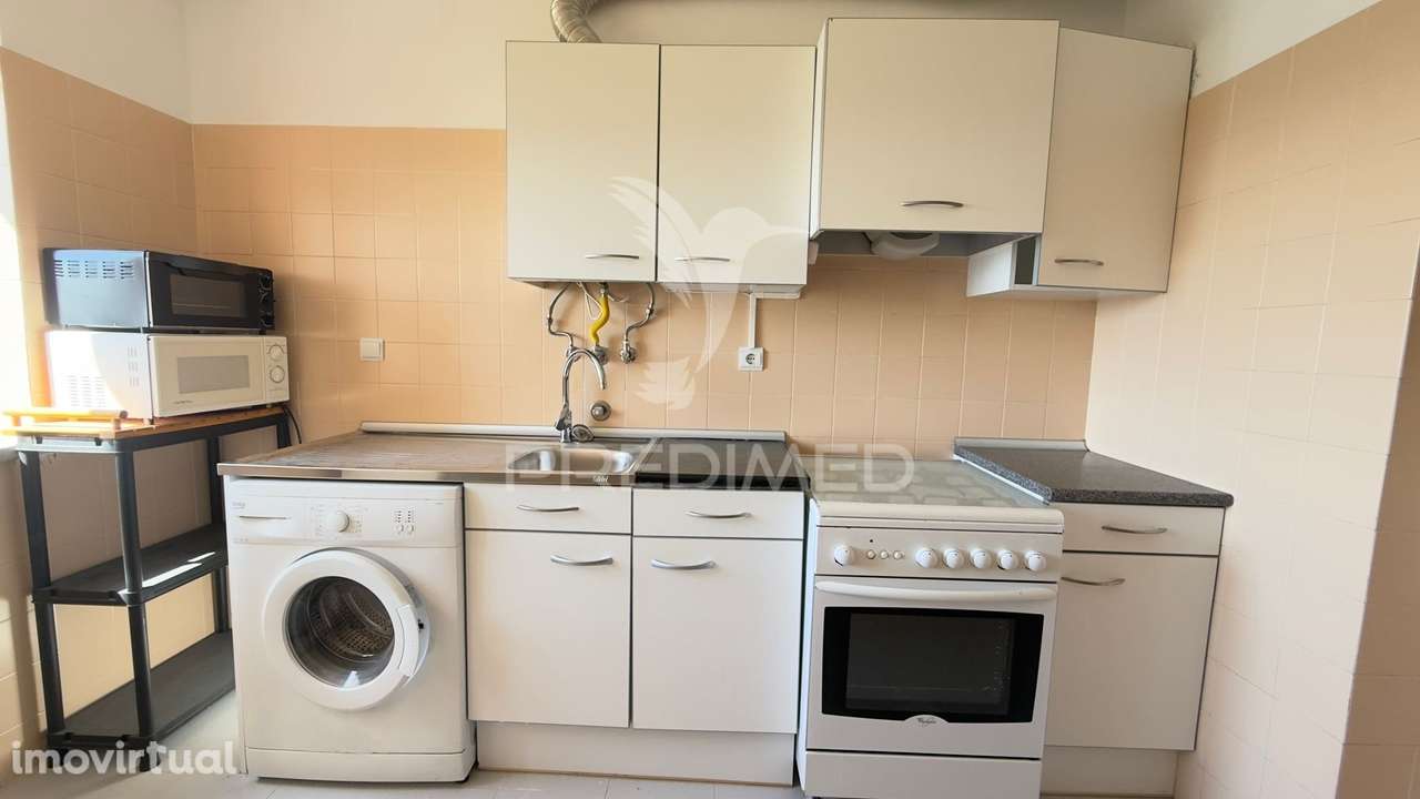 Apartamento T1 com Vista Desafogada | 55 m² | Elevadores | Parqueam... - Grande imagem: 4/15